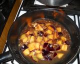Foto del paso 4 de la receta: Postre tibio con ciruelas flambeadas