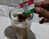 Foto langkah ke 3 dari resep Es Good Day Cappucino.