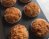 Foto langkah ke 5 dari resep Muffin Tapai Raisin - No Mixer.