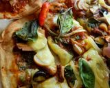 Foto langkah ke 6 dari resep Margherita Pizza 🍕Thin and Crispy.. pasti nagih!.