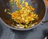 A picture of step 3 of Dried Green peas curry.