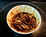 Hình bước làm 2 của món Gà nướng kiểu Thái
