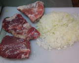 Foto del paso 1 de la receta: Patatas con costillas de cerdo