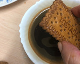 Foto del paso 2 de la receta: 183. Tarta de moka con galletas (postre)