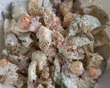 Gambar langkah 4 resipi Salad Sejuk Telur, Kentang & Timun.