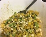 Foto del paso 4 de la receta: Ensalada de aguacate, mango y queso feta
