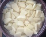 Brassói apró pecsenye szójakockából recept fázis 2 fotója