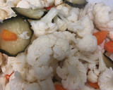 Foto del paso 2 de la receta: 22. Ensalada de coliflor y verduras con un toque agridulce (entrante ensalada)