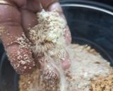 A picture of step 6 of Til gur ladoo.