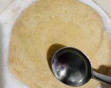 A picture of step 2 of Plain Paratha.
