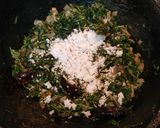 A picture of step 4 of Siru Keerai/ Greens Poriyal.