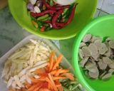 Foto langkah ke 1 dari resep Tumis janten wortel buncis dan bakso.