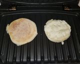 A picture of step 2 of Nut Muffin.