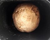 Foto del paso 3 de la receta: Pan de 4 harinas amasado en panificadora y horneado en pyrex