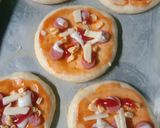 Foto langkah ke 5 dari resep Pizza Untuk Pemula.