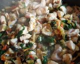 Foto del paso 2 de la receta Arroz frito con setas shiitake, verduras y pechuga de pavo