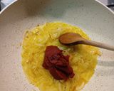 Cukkinis, fűszeres csirkemáj recept fázis 2 fotója
