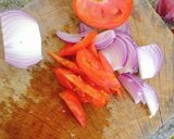 A picture of step 2 of Yum gai tod (chicken fry salad) thai food.