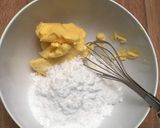 Foto langkah ke 2 dari resep Kue kering sagu keju.