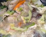 รูปขั้นตอนการทำที่ 2 ของ ราดหน้าอกไก่ กุ้ง