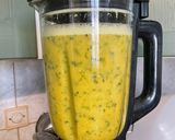 Une image de l'étape 11 de Boisson énergisante au gingembre, citron, menthe et épices (version 2).