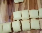 Foto langkah ke 6 dari resep Bolen Pisang Coklat Keju.