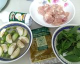 รูปขั้นตอนการทำที่ 1 ของ ขนมจีน แกงเขียวหวานไก่