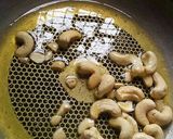 A picture of step 1 of Apple Halwa.