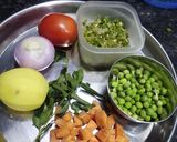 A picture of step 2 of Vegetable Dalia khichdi.