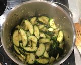 A picture of step 2 of 15 minute Zucchini / courgette pasta.