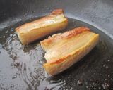 รูปขั้นตอนการทำที่ 1 ของ หมูสามชั้นทอดน้ำปลา