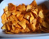 Φωτογραφία βήματος 1 της συνταγής Nachos (νάτσος) με τυρί για τσίμπημα!