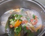 Foto langkah ke 4 dari resep Kepala ikan gabus/Haruan masak kuah Asam(ala manado).