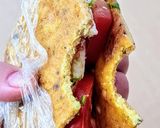 Foto del paso 5 de la receta: Sándwich omelette 🥪 relleno de ricotta, aguacate y tomate 🍅 🥑 🥚