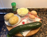 Foto del paso 1 de la receta: Tarta de calabacín, atún, patatas, queso.