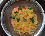 Foto langkah ke 7 dari resep Egg floss butter prawn.