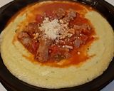 Foto del paso 3 de la receta: Polenta cremosa con salsa de salchichita parrillera 🍅