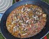 A picture of step 8 of Paella Loredana.