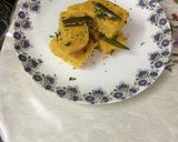 A picture of step 2 of Instant khaman dhokla.