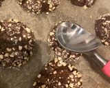 Kakaós-mandulás keksz tejcsokival recept fázis 3 fotója