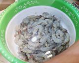 Foto langkah ke 3 dari resep Udang saos Mayonaise.