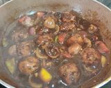 A picture of step 12 of Veg Manchurian with Gravy.