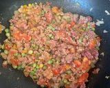 A picture of step 3 of Ají de Fideo.