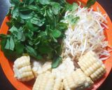 Foto langkah ke 2 dari resep Bening Daun Kelor.