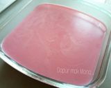 Foto langkah ke 3 dari resep Silky pudding strawberry.