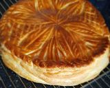 Une image de l'étape 19 de -Galette frangipane-.