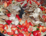 Foto del paso 2 de la receta: Arroz de butifarra y setas