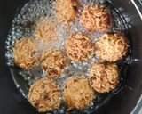 மேகி நூடுல்ஸ் மஞ்சூரியன் (Maggi noodles Manchurian) ரெசிபி ஸ்டேப் 6 புகைப்படம்
