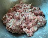 A picture of step 2 of Banquet Scotch Egg.