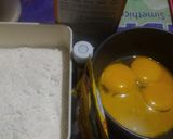 Foto langkah ke 1 dari resep Pandan sponge cake.